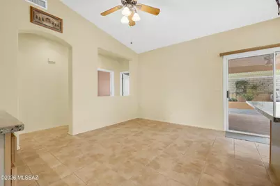 5122 E Circulo Las Cabanas, Tucson, AZ 85711 - Photo 11