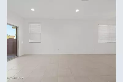 9804 N Solstice Avenue, Tucson, AZ 85743 - Photo 31