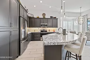 1438 E Golden Rock Wy, Green Valley, AZ 85614 - Photo 7