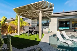 1438 E Golden Rock Wy, Green Valley, AZ 85614 - Photo 5