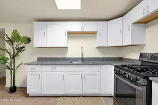 1041 W Ebner Pl, Tucson, AZ 85714 - Photo 5