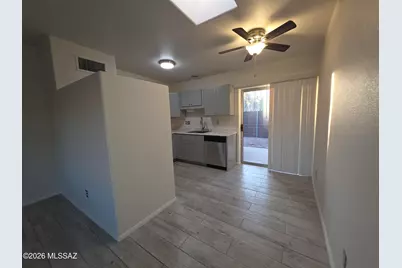 211 W Roger Road #9, Tucson, AZ 85705 - Photo 5