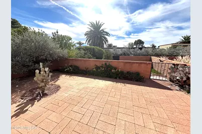 1358 S Desert Meadows Circle, Green Valley, AZ 85614 - Photo 23