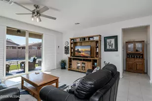 21667 E Treasure Rd, Red Rock, AZ 85145 - Photo 11