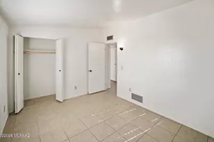7717 N Jensen Dr, Tucson, AZ 85741 - Photo 13