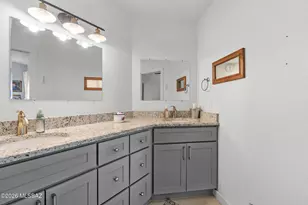 9819 N Canyon Shadows Pl, Tucson, AZ 85737 - Photo 15