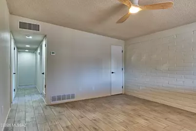 740 S Columbus Boulevard, Tucson, AZ 85711 - Photo 7