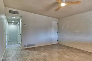 740 S Columbus Blvd, Tucson, AZ 85711 - Photo 7