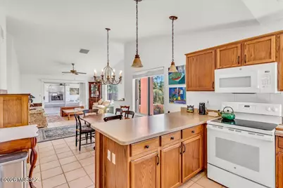 9840 N Stageline Trail, Tucson, AZ 85742 - Photo 15