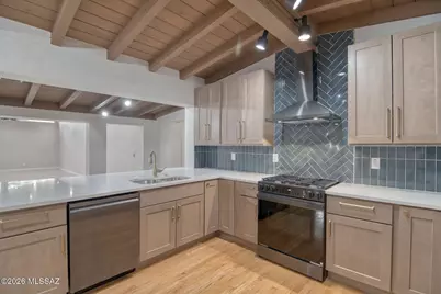 3910 E Calle De Jardin, Tucson, AZ 85711 - Photo 9