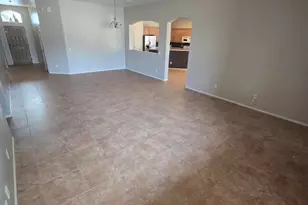 8521 N Sand Dune Pl, Tucson, AZ 85743 - Photo 5