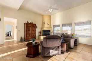 4522 W Sunset Plaza Ct, Tucson, AZ 85743 - Photo 9