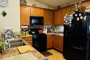 7996 Nautilus Dr, Tucson, AZ 85756 - Photo 9