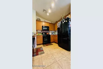 7996 Nautilus Drive, Tucson, AZ 85756 - Photo 7
