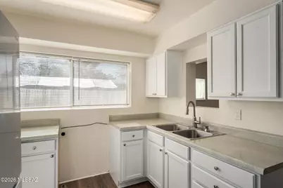 1304 N Catalina Avenue, Tucson, AZ 85712 - Photo 15