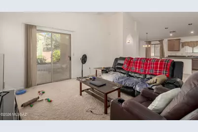 642 W Calle Tolmo, Sahuarita, AZ 85629 - Photo 7
