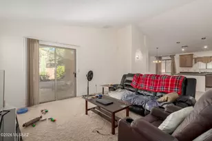 642 W Calle Tolmo, Sahuarita, AZ 85629 - Photo 7