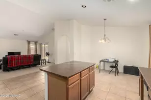 642 W Calle Tolmo, Sahuarita, AZ 85629 - Photo 11