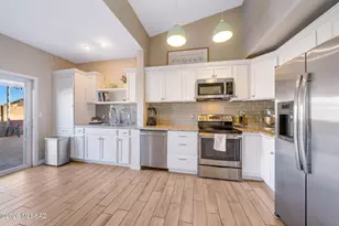 7198 W Rivulet Dr, Tucson, AZ 85743 - Photo 5