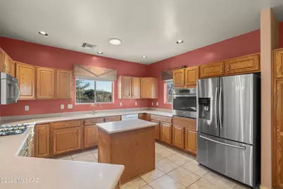 1023 W Placita Inocente, Green Valley, AZ 85614 - Photo 17