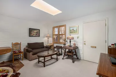 364 S Paseo Lobo #D, Green Valley, AZ 85614 - Photo 5