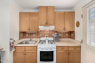 364 S Paseo Lobo, Green Valley, AZ 85614 - Photo 13