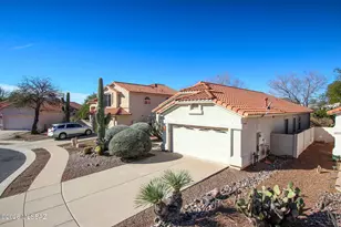 12159 N Seasons Loop, Oro Valley, AZ 85755 - Photo 3