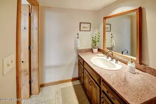 7574 N Desert Tree Dr, Tucson, AZ 85704 - Photo 17