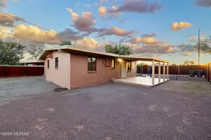 702 N Silverbell Rd, Tucson, AZ 85745 - Photo 21