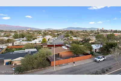 702 N Silverbell Road, Tucson, AZ 85745 - Photo 19