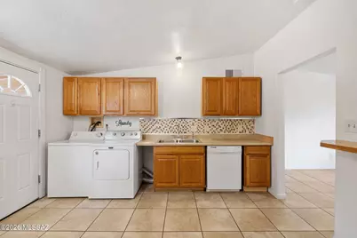 702 N Silverbell Road, Tucson, AZ 85745 - Photo 9