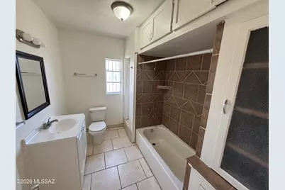 125 E 40th Street, Tucson, AZ 85713 - Photo 13