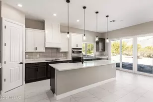 9055 E Bear Canyon Pl, Tucson, AZ 85749 - Photo 11