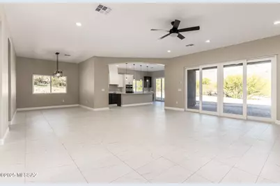 9055 E Bear Canyon Place, Tucson, AZ 85749 - Photo 9