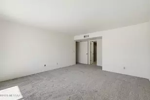 7754 E Hawthorne St, Tucson, AZ 85710 - Photo 15