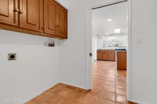 4278 N Limberlost Pl, Tucson, AZ 85705 - Photo 9