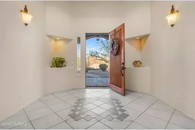 1502 N Coral Bells Drive, Tucson, AZ 85745 - Photo 3