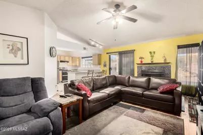 6803 N De Chelly Loop, Tucson, AZ 85741 - Photo 5