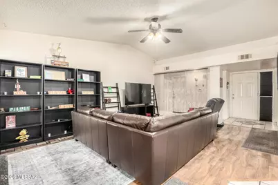 6803 N De Chelly Loop, Tucson, AZ 85741 - Photo 3