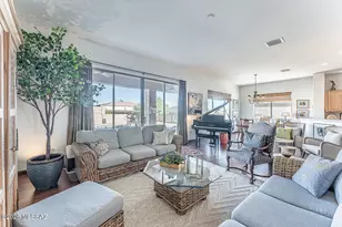 976 W Tenniel Dr, Green Valley, AZ 85614 - Photo 11