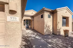 976 W Tenniel Dr, Green Valley, AZ 85614 - Photo 3