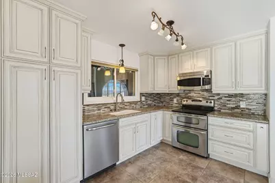 5801 N Calle Kino, Tucson, AZ 85704 - Photo 17