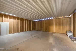 8033 S Farmcreek Dr, Tucson, AZ 85756 - Photo 15