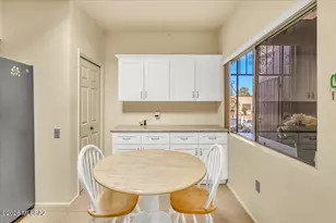 1525 W Via Del Jarrito, Green Valley, AZ 85622 - Photo 15