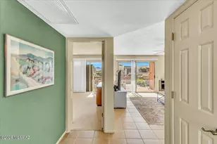 1525 W Via Del Jarrito, Green Valley, AZ 85622 - Photo 11