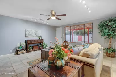 5941 E Waverly Place, Tucson, AZ 85712 - Photo 11