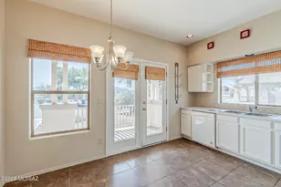 2525 N Camino Reloj, Green Valley, AZ 85614 - Photo 9