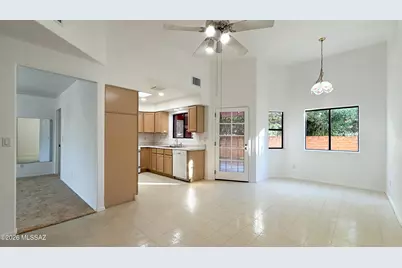 11 W Roma Drive, Tucson, AZ 85737 - Photo 7
