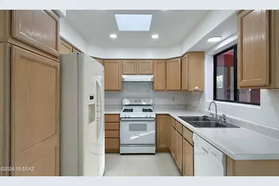 11 W Roma Drive, Tucson, AZ 85737 - Photo 9