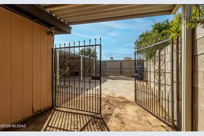 7242 E Desert Palm Drive, Tucson, AZ 85730 - Photo 23